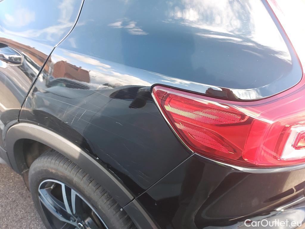  Volvo  XC 40 VOLVO XC40 / 2017 / 5P / todoterreno 2.0 D4 AWD R-Design Auto #4