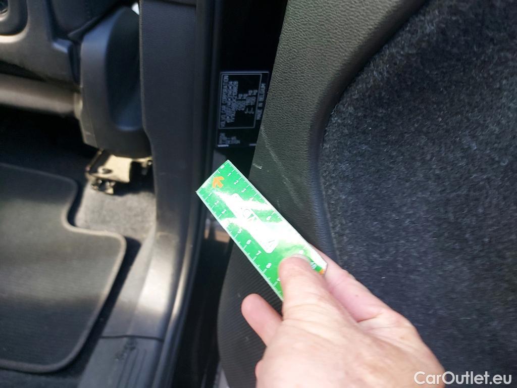  Volvo  XC 40 VOLVO XC40 / 2017 / 5P / todoterreno 2.0 D4 AWD R-Design Auto #36