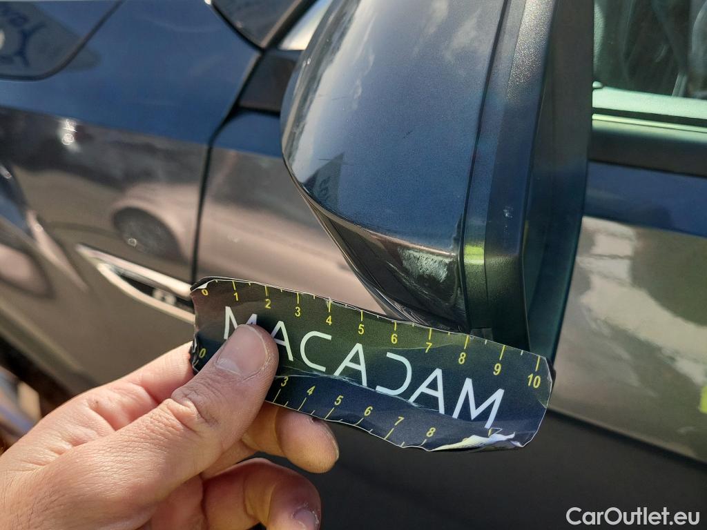  Volkswagen  T-ROC VOLKSWAGEN  / 2017 / 5P / todoterreno Advance R-Line 1.0 TSI 81kW (110CV) #15