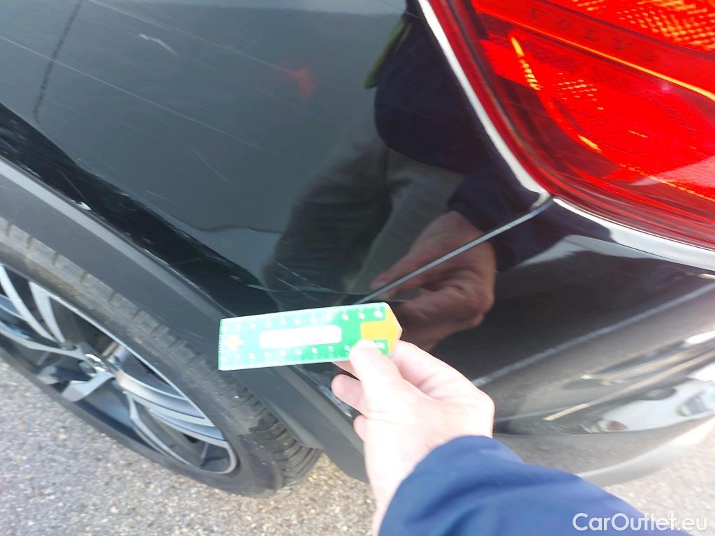  Volvo  XC 40 VOLVO XC40 / 2017 / 5P / todoterreno 2.0 D4 AWD R-Design Auto #5