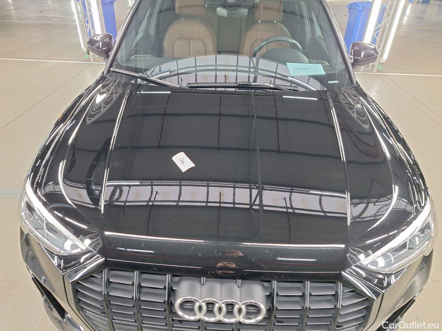  Audi  Q3 Audi,  '18, Audi  35 TFSI S tronic S line 5d #38