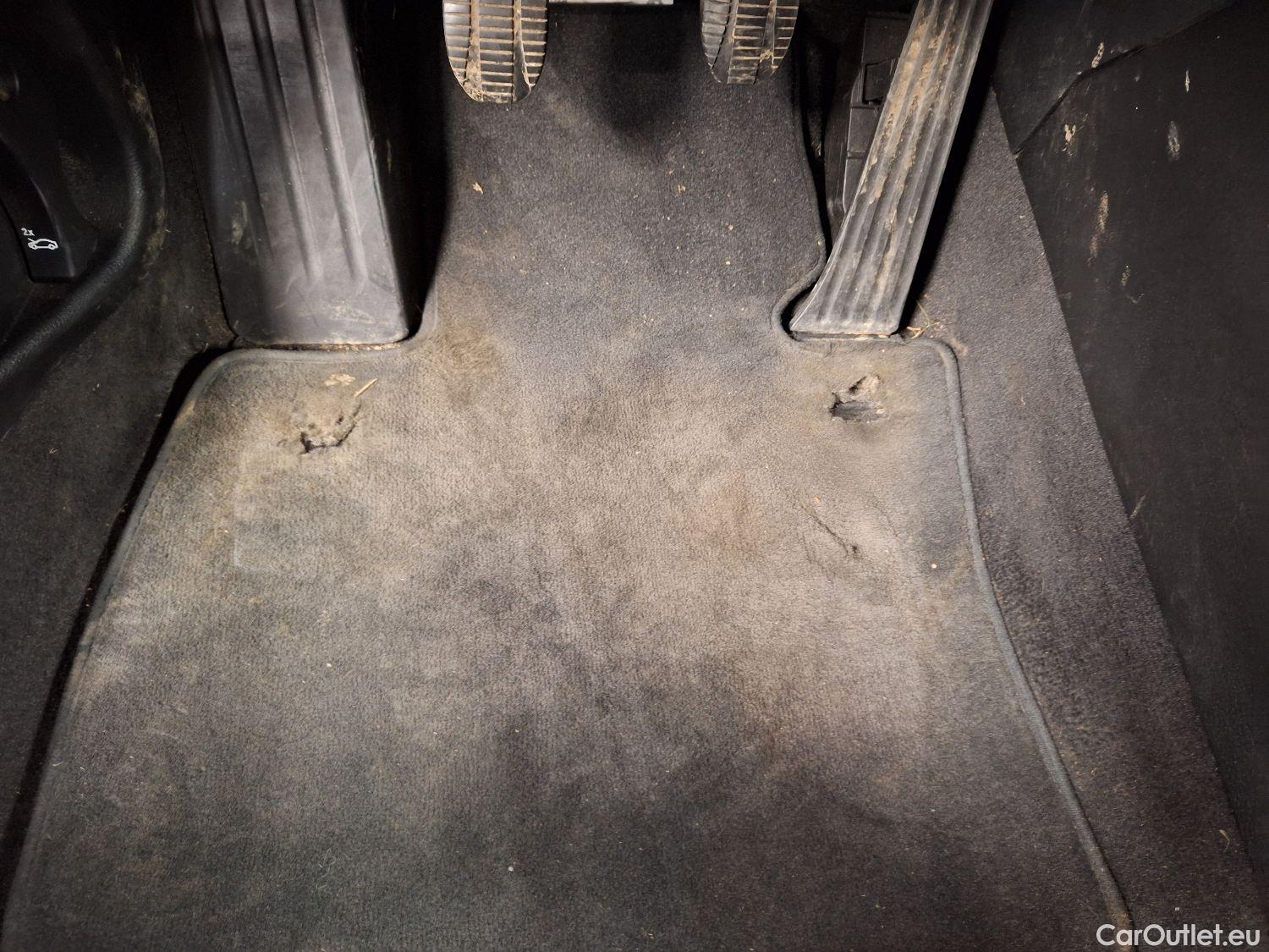  Bmw  X1 BMW,  FL'19, BMW  sDrive16d (85 kW) 5d #3