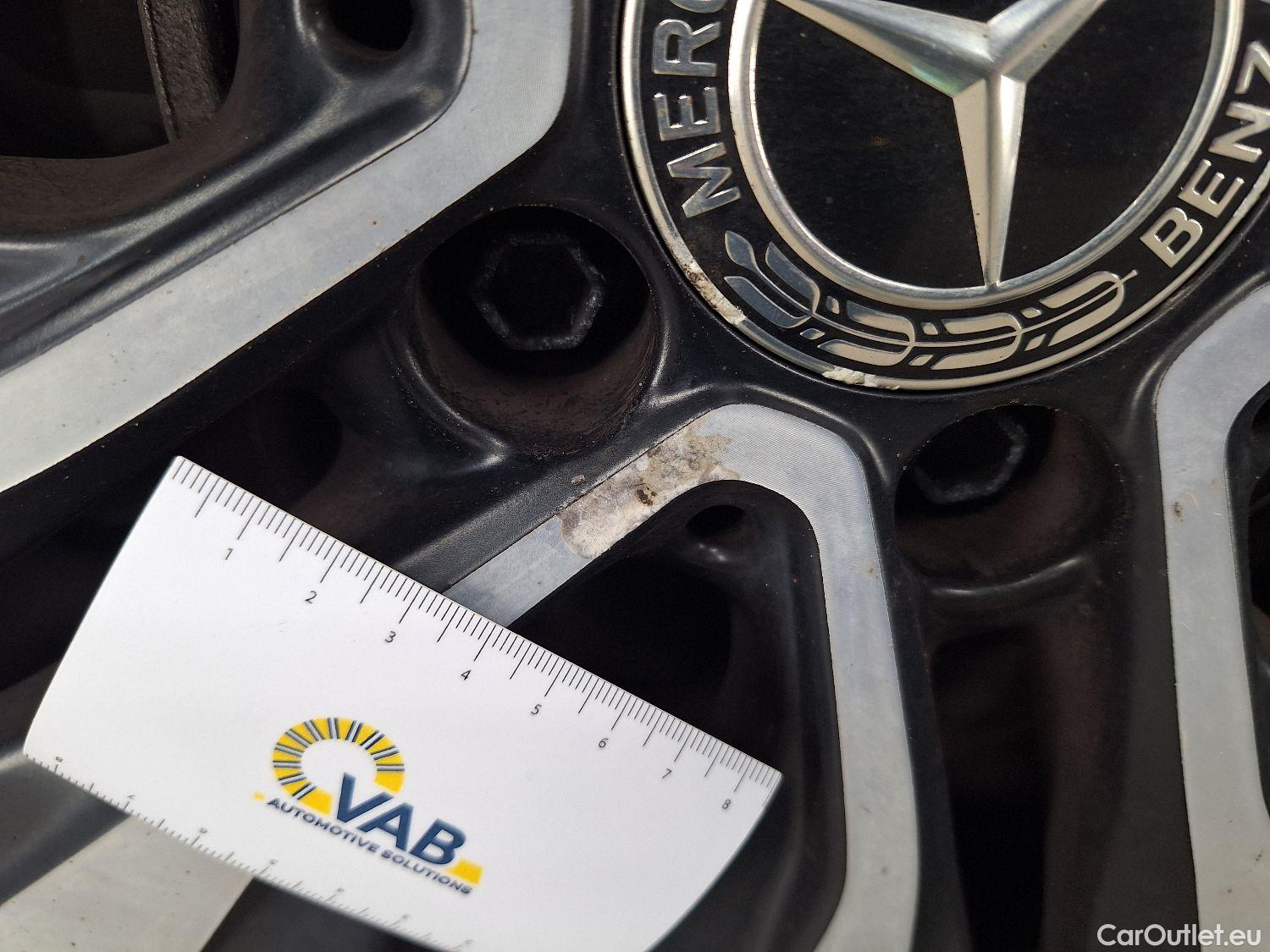  Mercedes  A-Klasse Mercedes, A-Class Berline '18, Mercedes-Benz  Limousine A 180d Business S #13