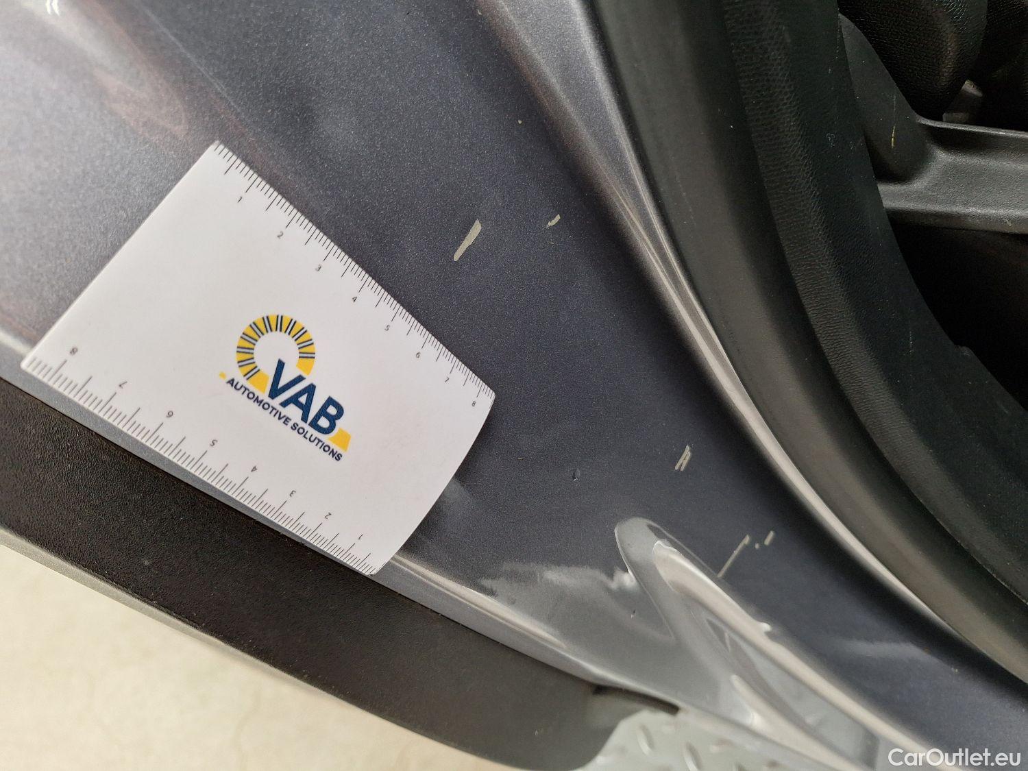  Peugeot  5008 Peugeot,  '16, Peugeot  1.5 BlueHDi 96kW S&S EAT8 Allure 5d #43