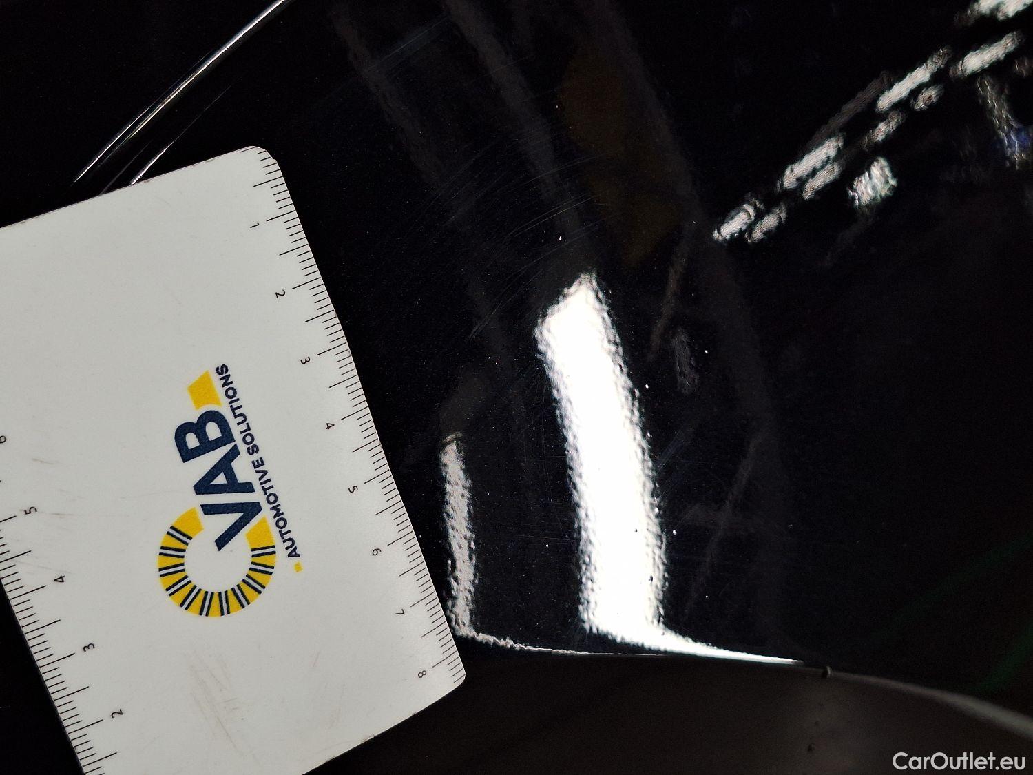  Porsche  Taycan Porsche,  BEV, Porsche  4S 4d #33