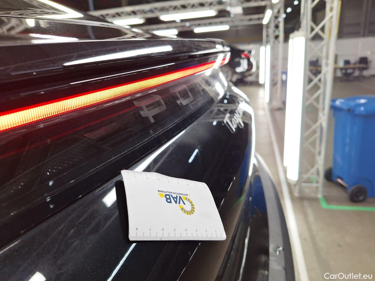  Porsche  Taycan Porsche,  BEV, Porsche  4S 4d #38