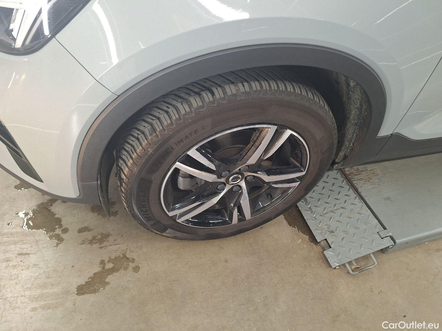  Volvo  XC 40 Volvo, XC40 FL'21, Volvo XC40 B3 Plus Dark Design DCT 5d #4