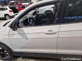  Volkswagen  T-CROSS VOLKSWAGEN  / 2019 / 5P / SUV 1.0 TSI STYLE #51