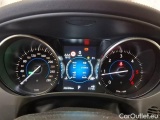  Jaguar  F-PACE JAGUAR  / 2015 / 5P / SUV 2.0D I4132KW PRESTIGE AWD AUTO #4