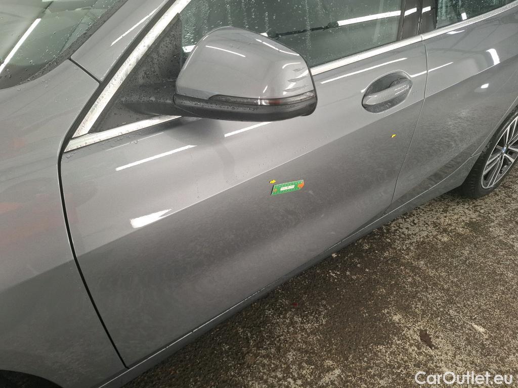  Bmw  Serie 1 BMW Série 1 / 2019 / 5P / Berline 116i DKG7 Business Design #4