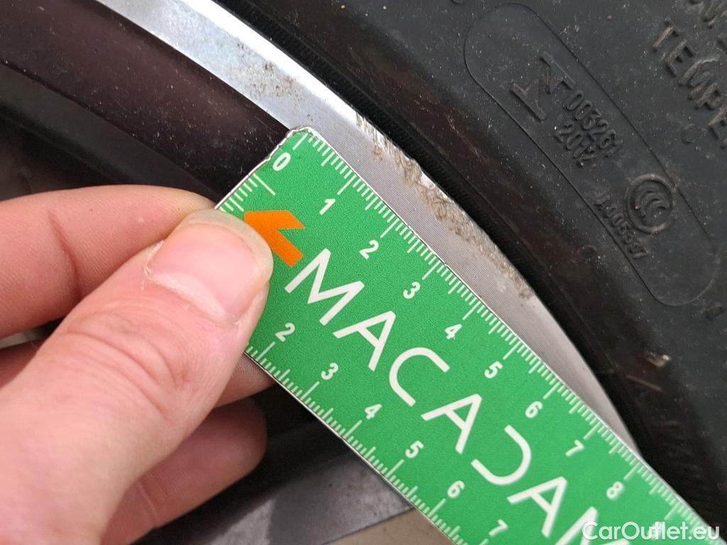  Bmw  Serie 4 BMW i4 / 2021 / 5P / Berline eDrive35 286ch Business Design #24