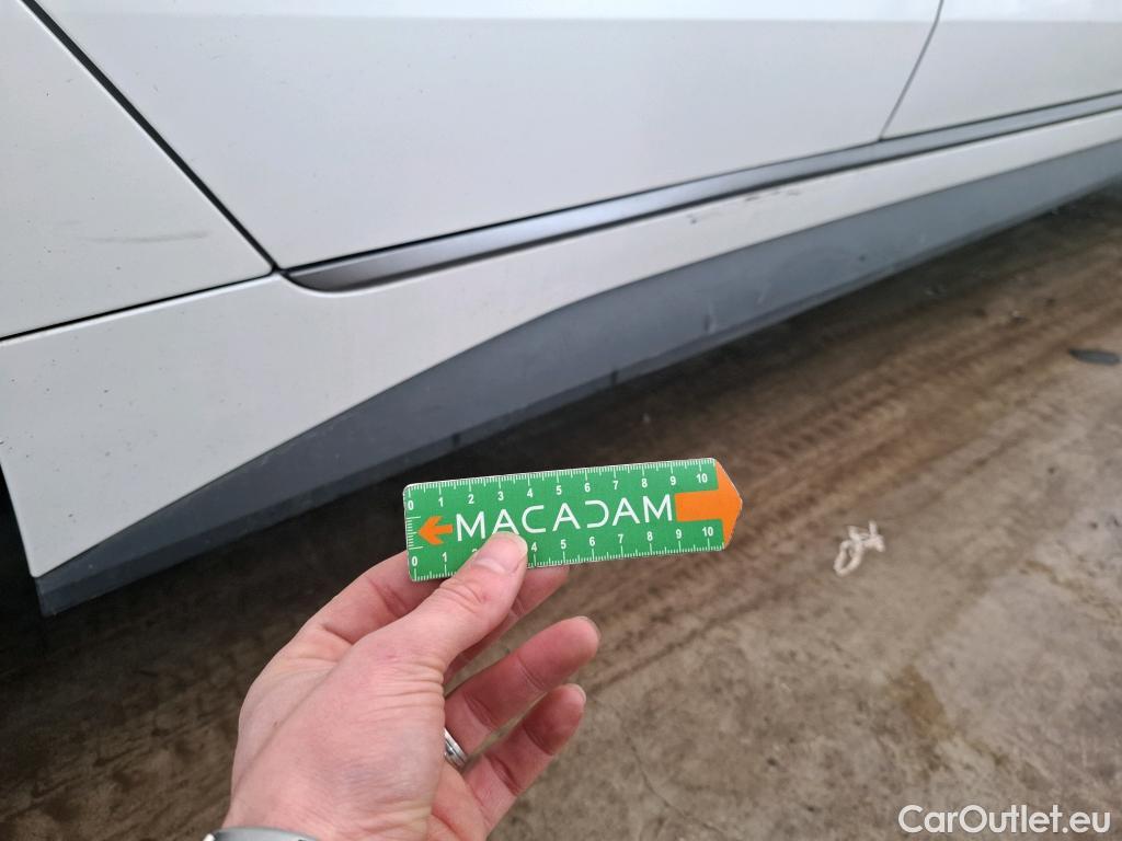  Bmw  Serie 4 BMW i4 / 2021 / 5P / Berline eDrive35 286ch Business Design #17