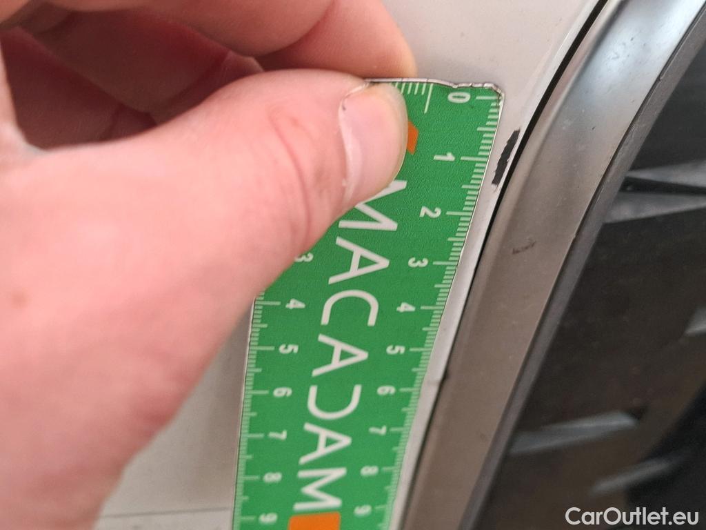  Bmw  Serie 4 BMW i4 / 2021 / 5P / Berline eDrive35 286ch Business Design #6