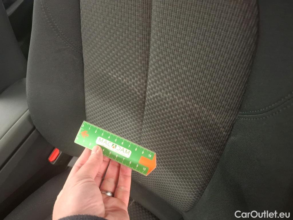  Bmw  Serie 1 BMW Série 1 / 2019 / 5P / Berline 116i DKG7 Business Design #14