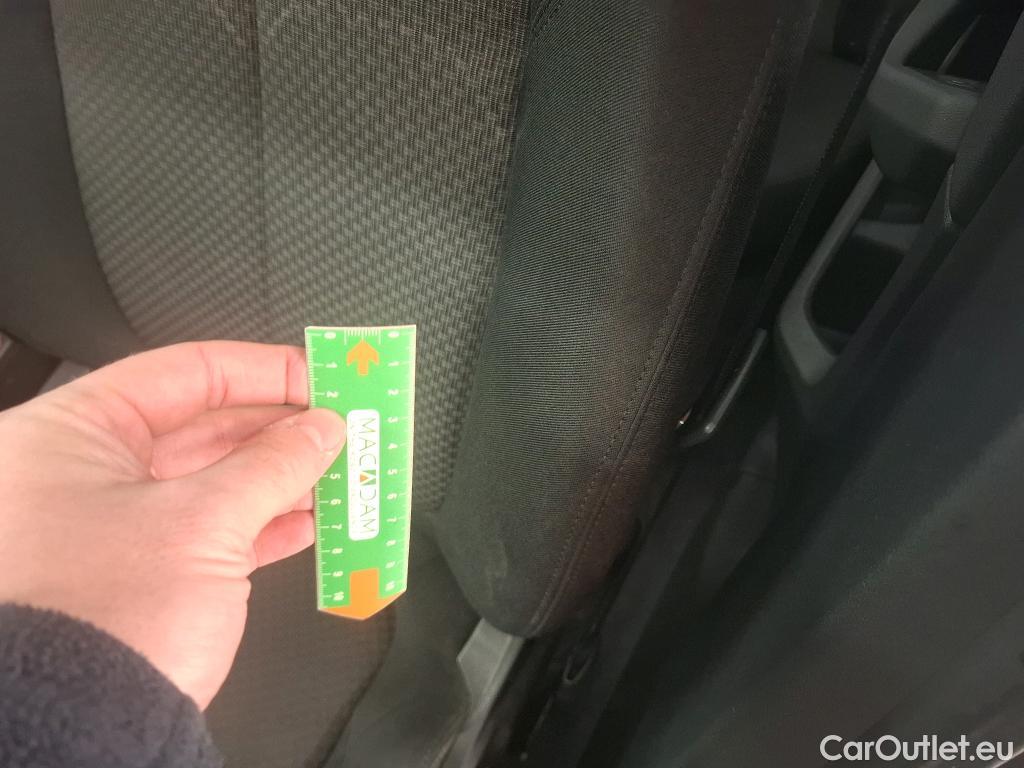  Bmw  Serie 1 BMW Série 1 / 2019 / 5P / Berline 116i DKG7 Business Design #15