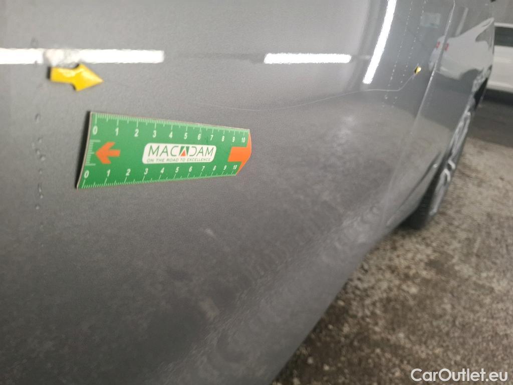  Bmw  Serie 1 BMW Série 1 / 2019 / 5P / Berline 116i DKG7 Business Design #5