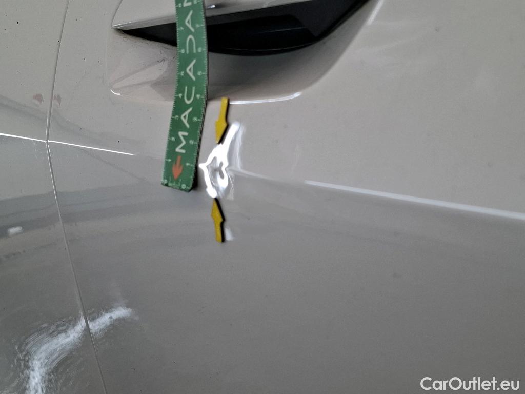  Bmw  Serie 4 BMW i4 / 2021 / 5P / Berline eDrive35 286ch Business Design #37