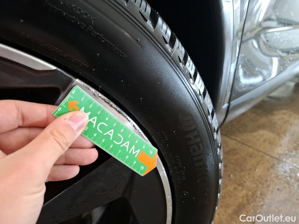  Nissan  Qashqai NISSAN  / 2021 / 5P / Crossover 1.3 MHEV 158ch Xtronic Tekna #9