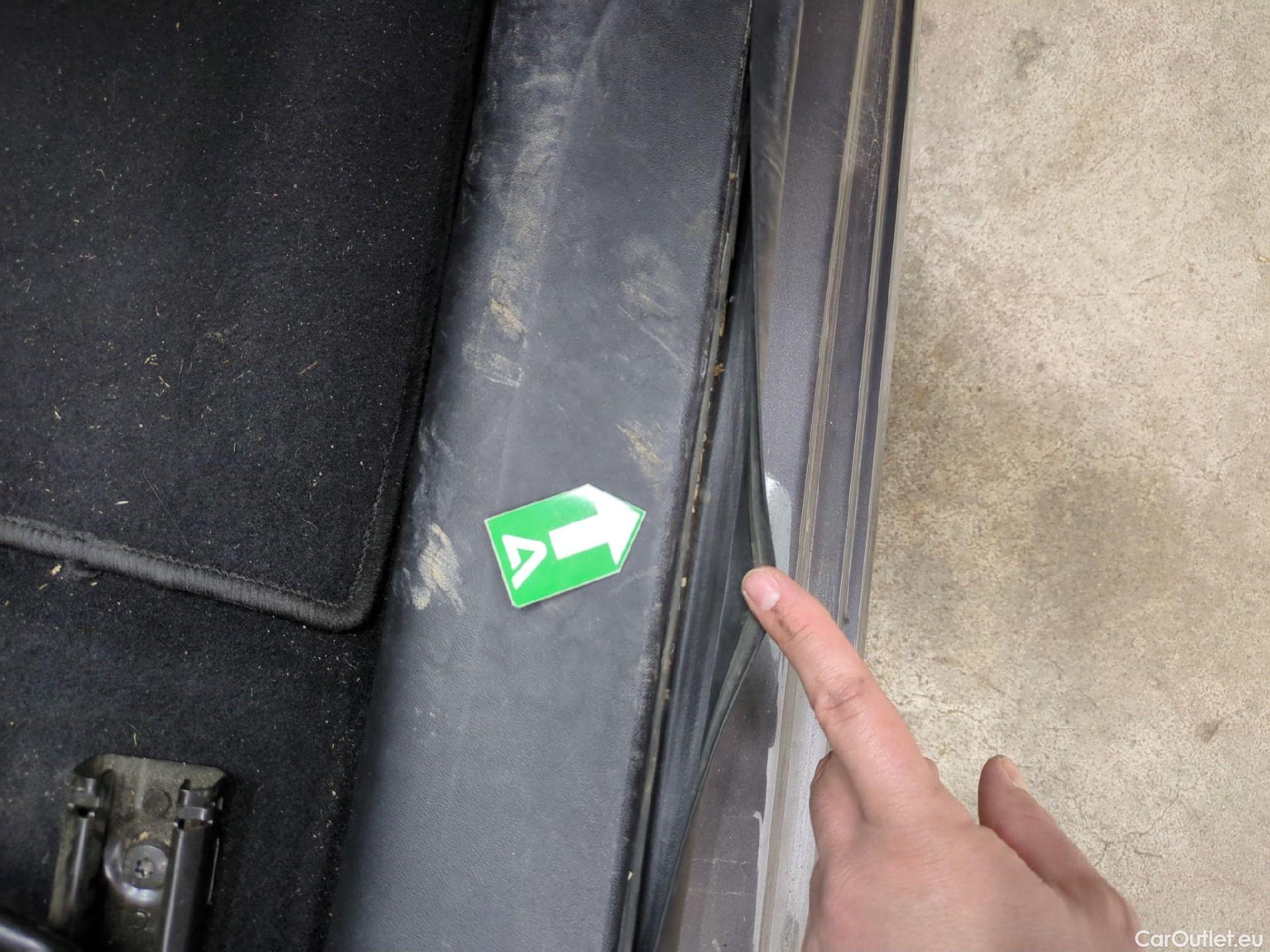  Peugeot  208  Allure Business 1.6 HDi 100CV BVM5 E6 #7