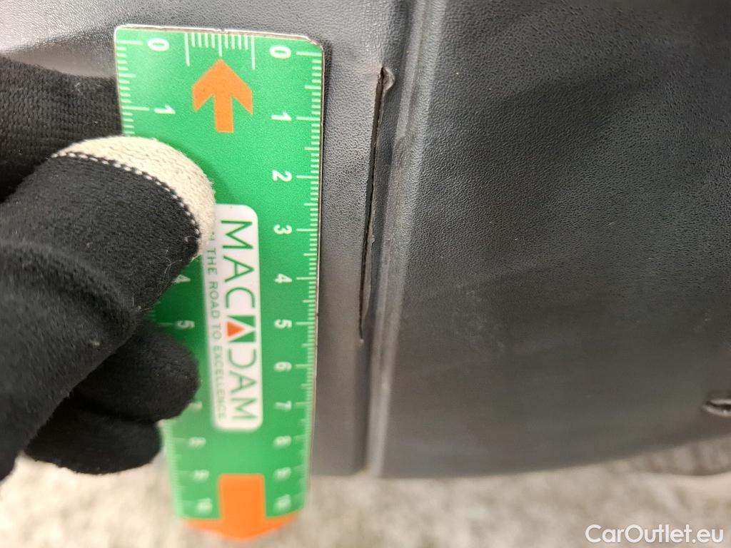  Peugeot  2008  Active 1.2 PureTech 130CV BVM6 E6d #1