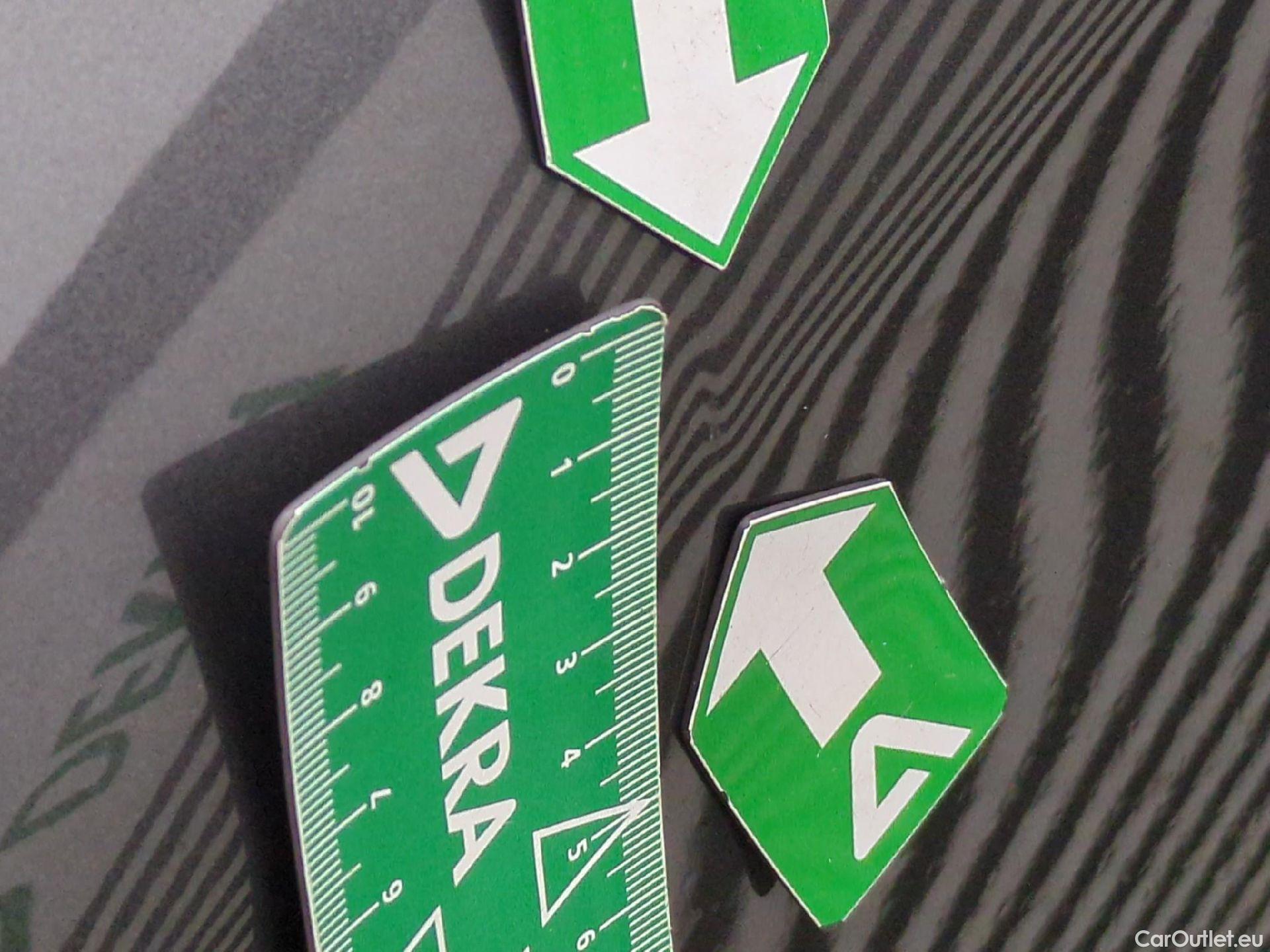  Peugeot  208  Allure Business 1.6 HDi 100CV BVM5 E6 #19