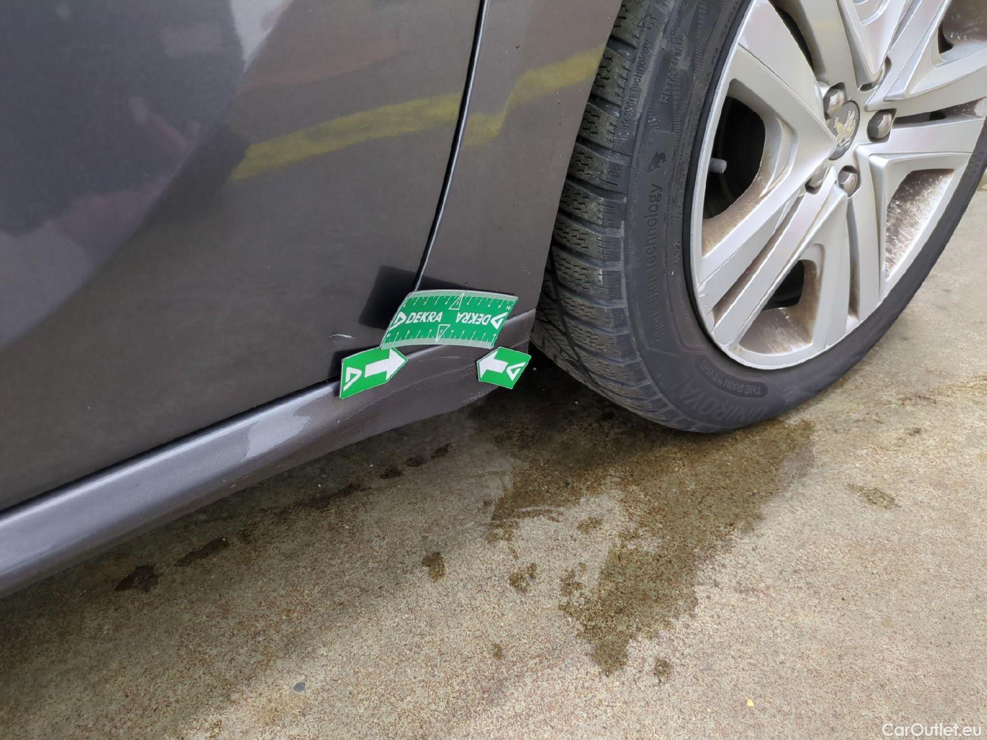  Peugeot  208  Allure Business 1.6 HDi 100CV BVM5 E6 #12