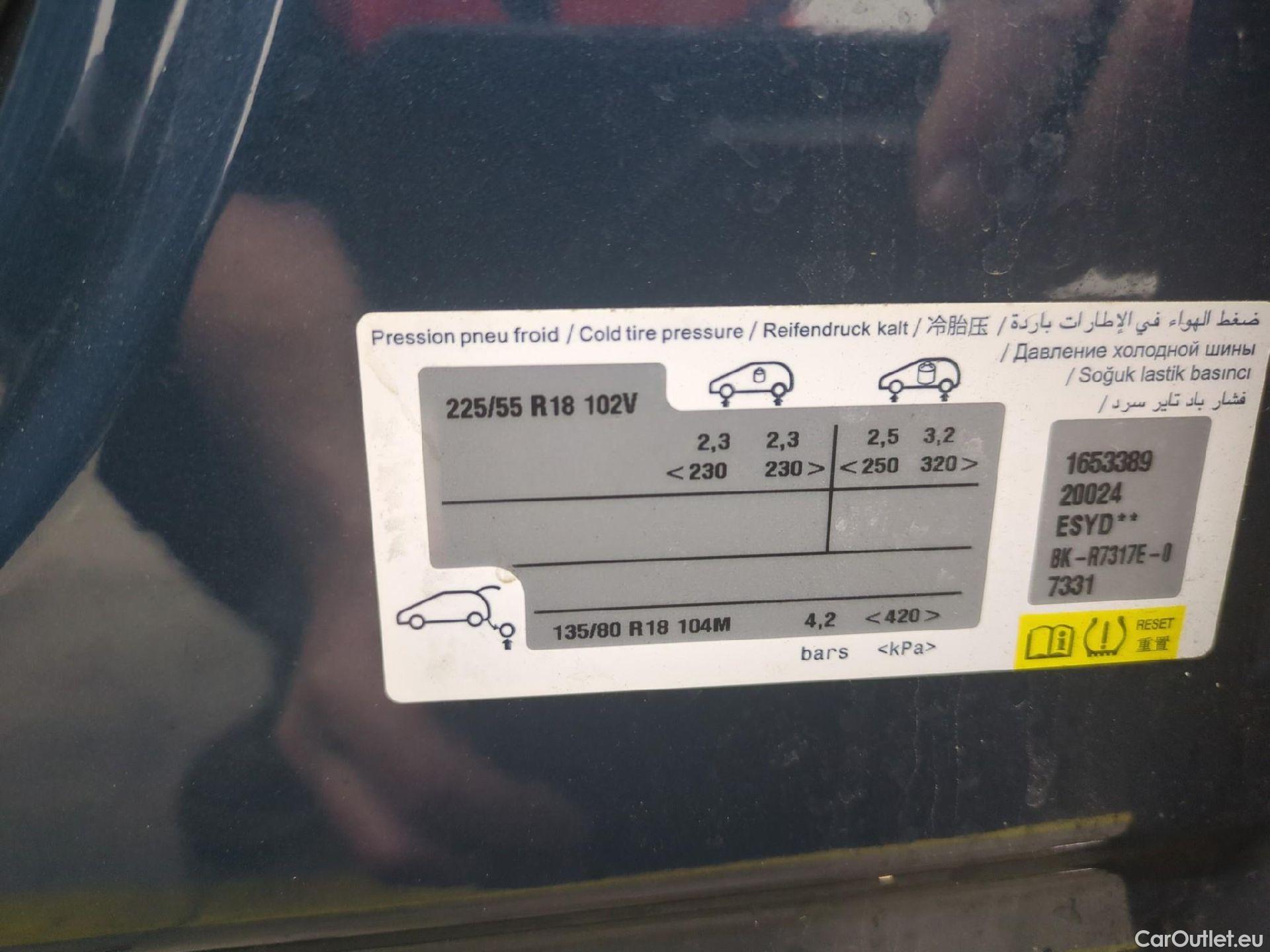  Peugeot  5008  Allure 1.5 HDi 130CV BVA8 7 Sieges E6d #9