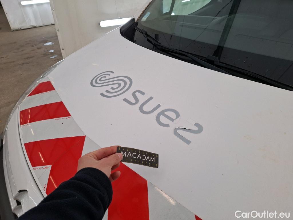  Citroen  Berlingo  Fourgon Club L1 (Court) 1.6 BlueHDi 100CV BVM5 E6  / VENTE SANS CG #5