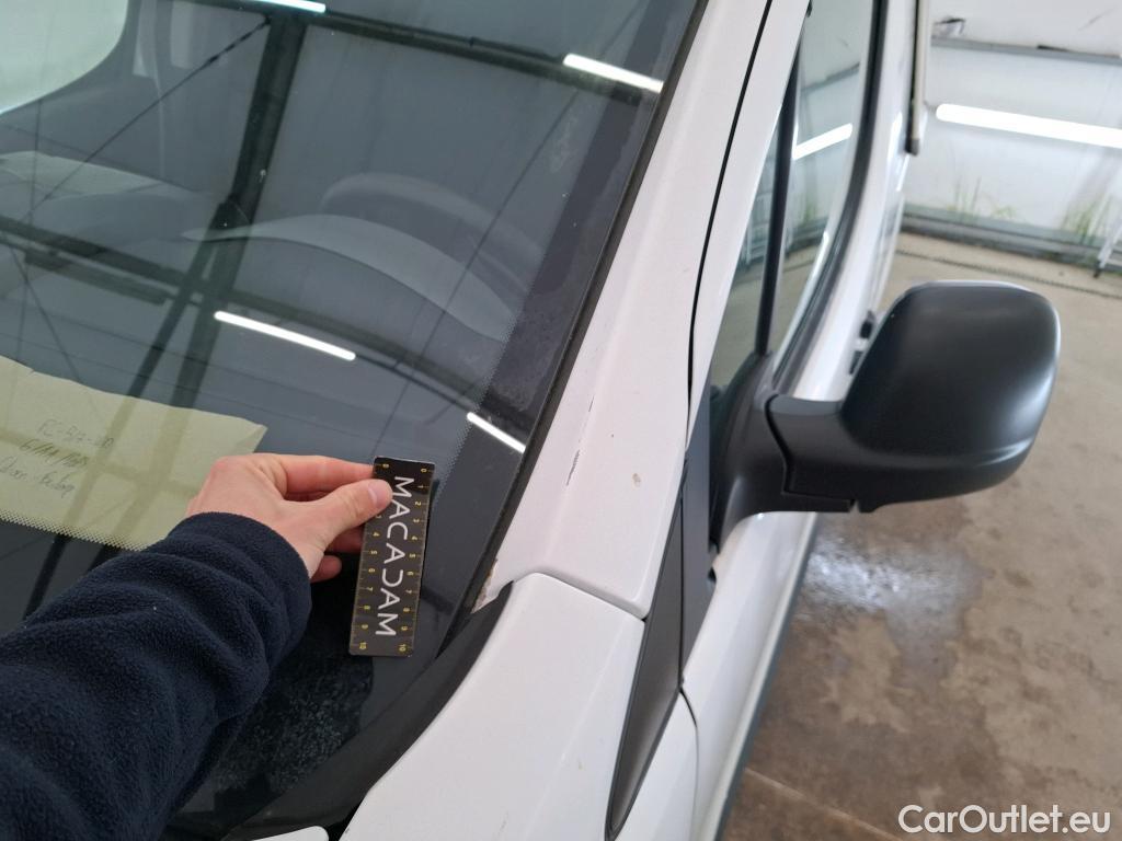  Citroen  Berlingo  Fourgon Club L1 (Court) 1.6 BlueHDi 100CV BVM5 E6  / VENTE SANS CG #7