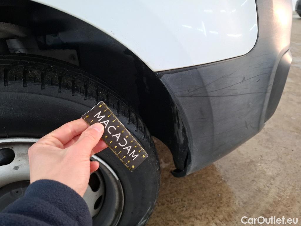  Citroen  Berlingo  Fourgon Club L1 (Court) 1.6 BlueHDi 100CV BVM5 E6  / VENTE SANS CG #17