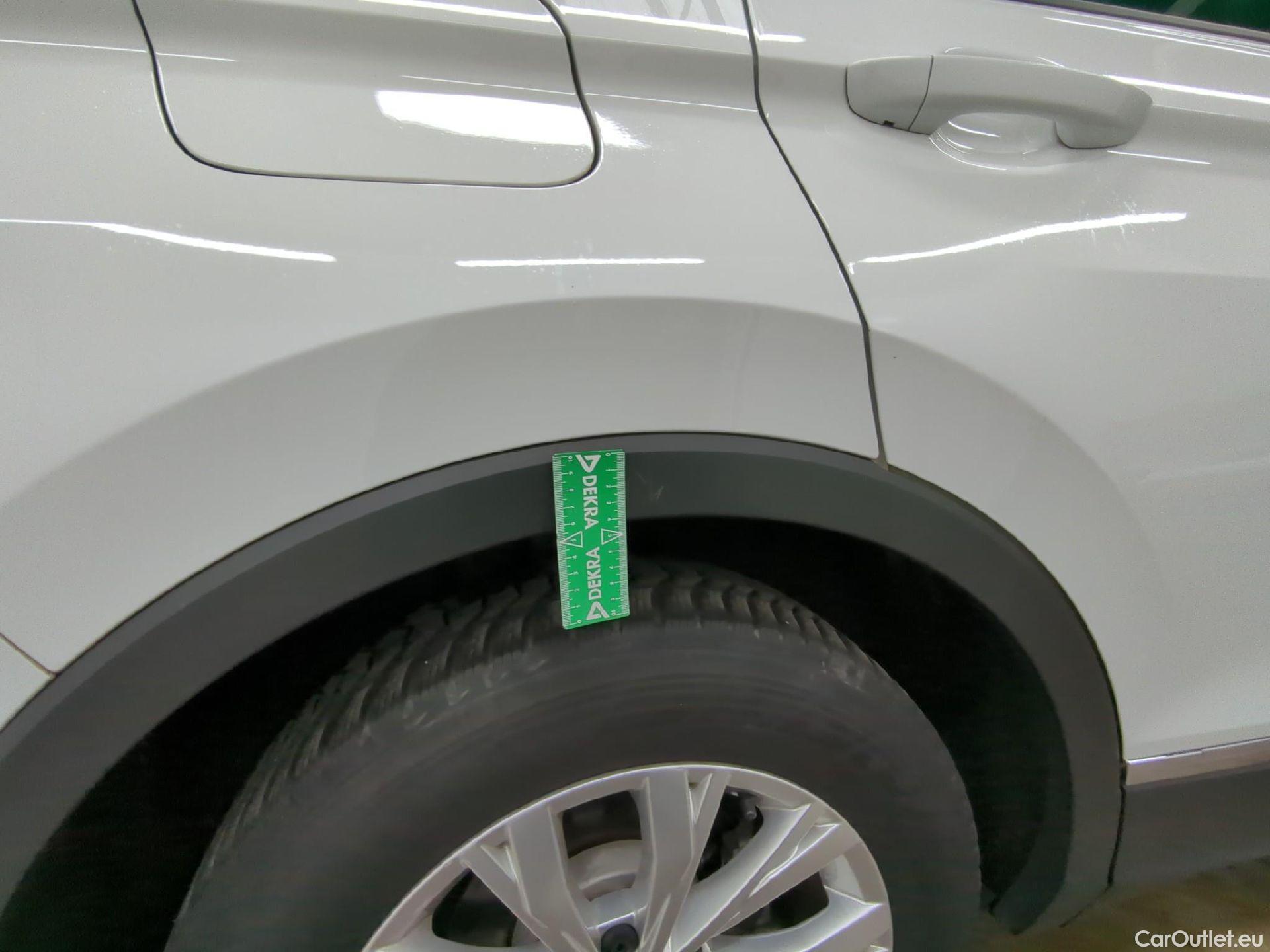  Volkswagen  Tiguan VOLKSWAGEN  / 2020 / 5P / SUV 1.5 TSI 130 BMV6 Life Busines #21