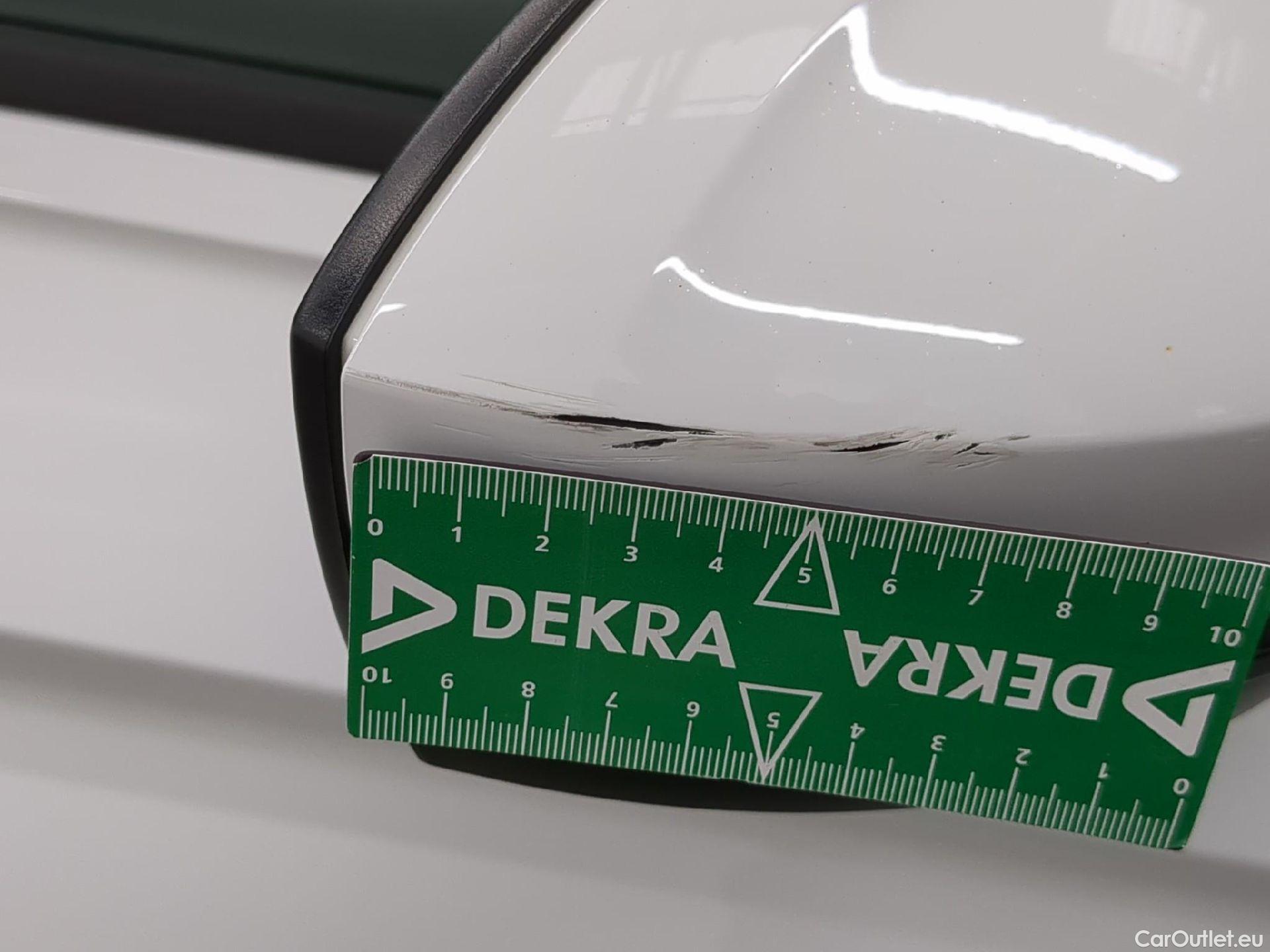  Volkswagen  Tiguan VOLKSWAGEN  / 2020 / 5P / SUV 1.5 TSI 130 BMV6 Life Busines #26