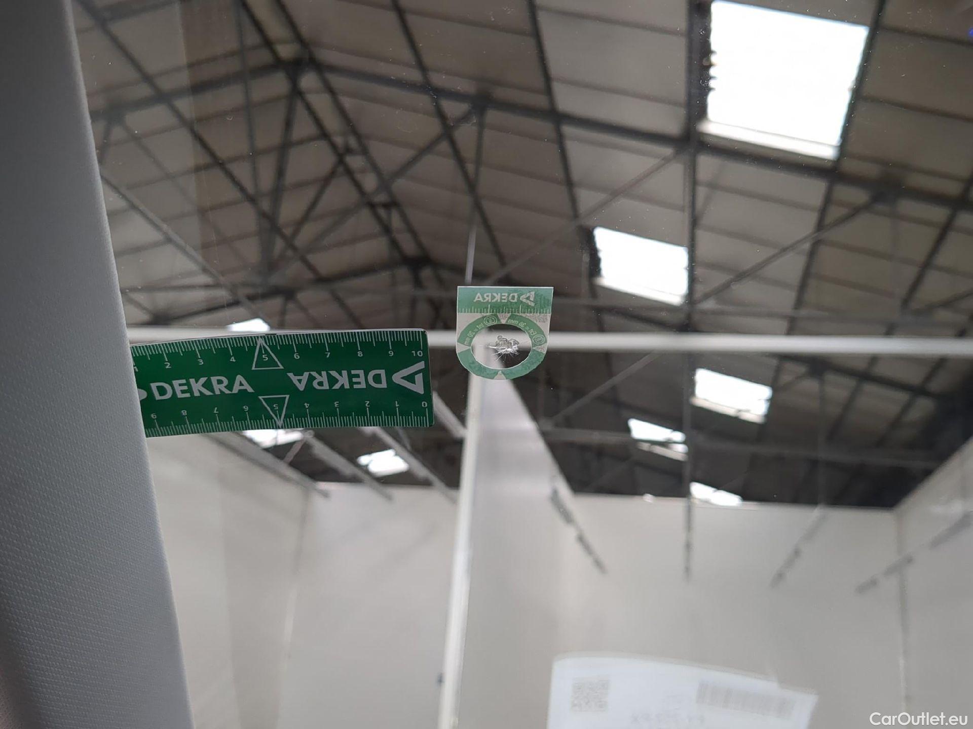  Volkswagen  Tiguan VOLKSWAGEN  / 2020 / 5P / SUV 1.5 TSI 130 BMV6 Life Busines #36