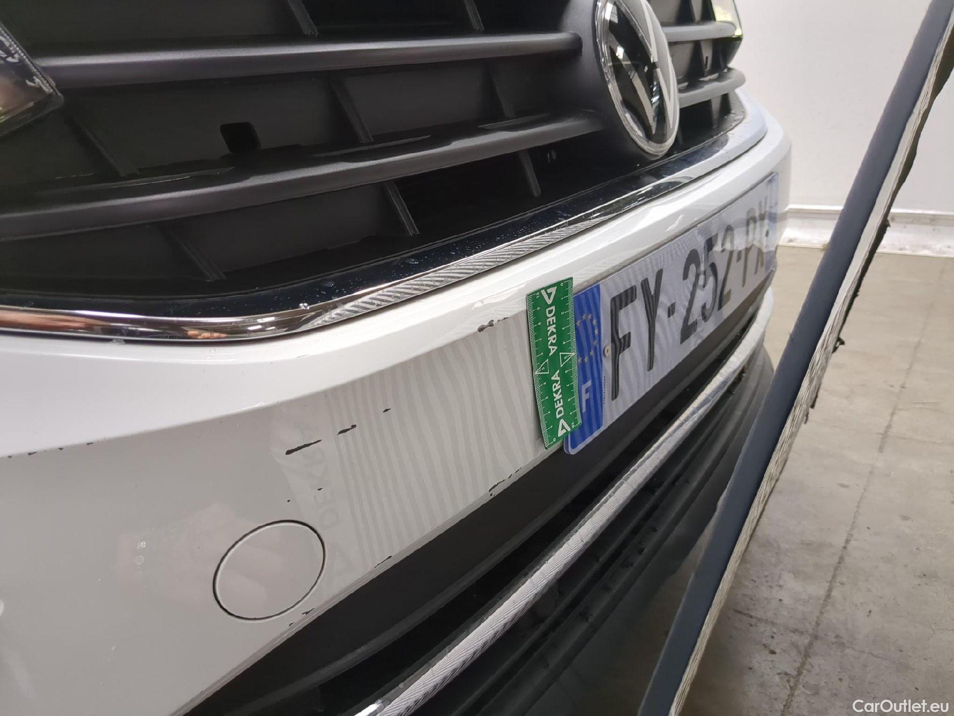  Volkswagen  Tiguan VOLKSWAGEN  / 2020 / 5P / SUV 1.5 TSI 130 BMV6 Life Busines #27