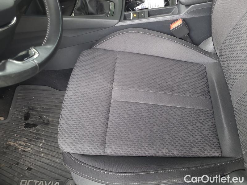  Skoda  Octavia  Combi (NX3)(2020) Oct.Combi 1.5TSI 110 Style #11