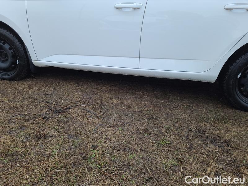  Skoda  Fabia  Combi (2015)  Com.1.0TSI 70 Style #5