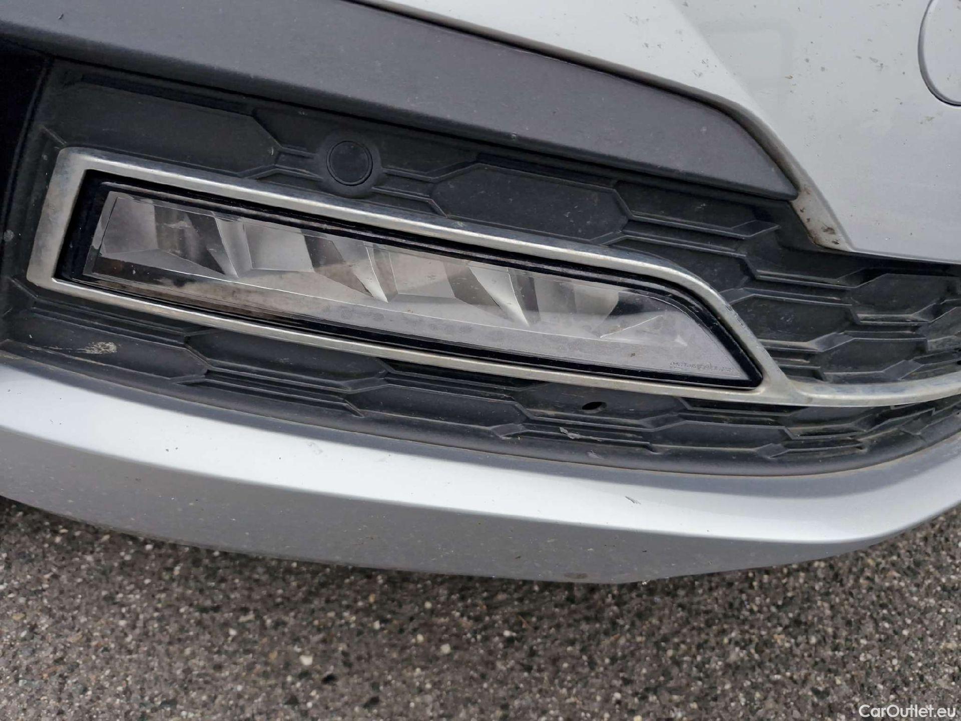  Skoda  Octavia  Combi (NX3)(2020) Oct.Combi 1.5TSI 110 Style #12