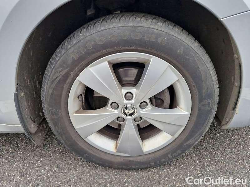  Skoda  Octavia  Combi (NX3)(2020) Oct.Combi 1.5TSI 110 Style #23