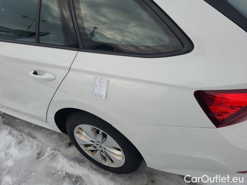  Skoda  Octavia  Combi (NX3)(2020) Oct.C.2.0 TDI 110 Ambition #11