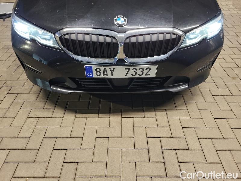  Bmw  Serie 3  Lim. (F30)  (2015) 330i AT #2