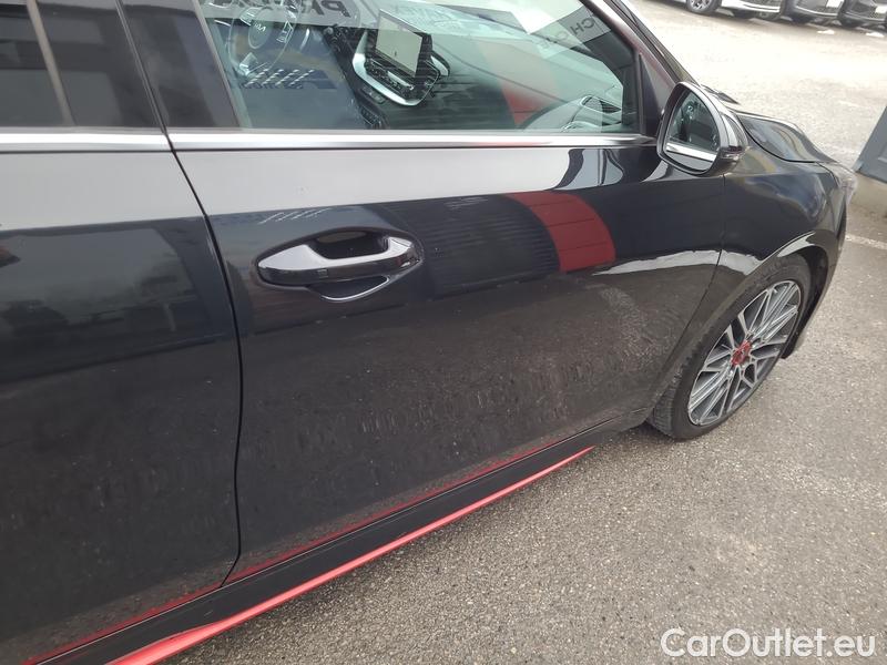  KIA  Cee'd ProCeed  (CD)(2018) ProCeed 1.6 T-GDI GT AT 5d #17