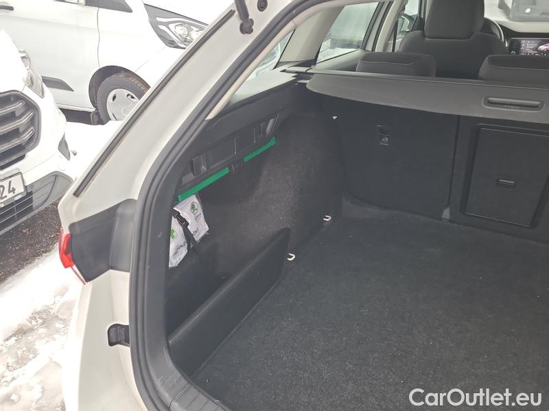  Skoda  Octavia  Combi (NX3)(2020) Oct.C.2.0 TDI 110 Ambition #17