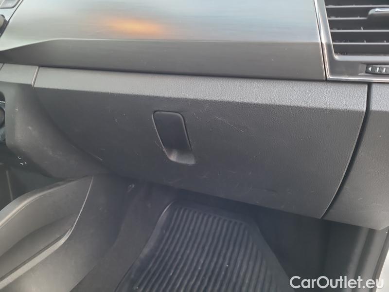  Skoda  Fabia  Combi (2015)  Com.1.0TSI 70 Style #31