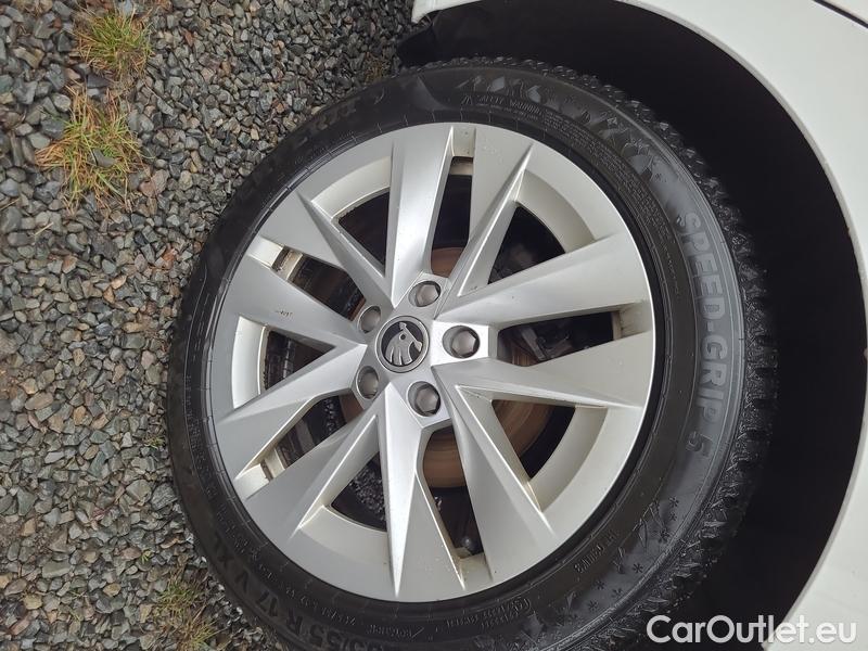  Skoda  Octavia  Combi (NX3)(2020) Oct.Combi 1.5TSI 110 Style #5