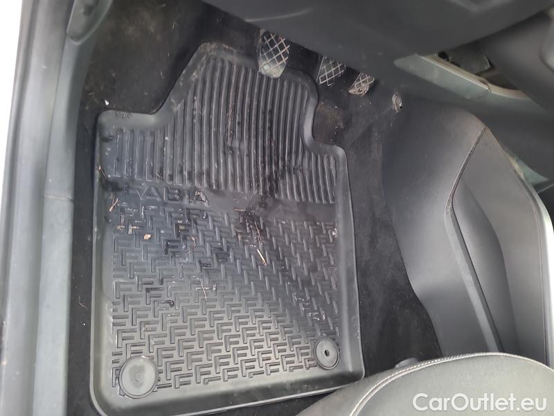  Skoda  Fabia  Combi (2015)  Com.1.0TSI 70 Style #7