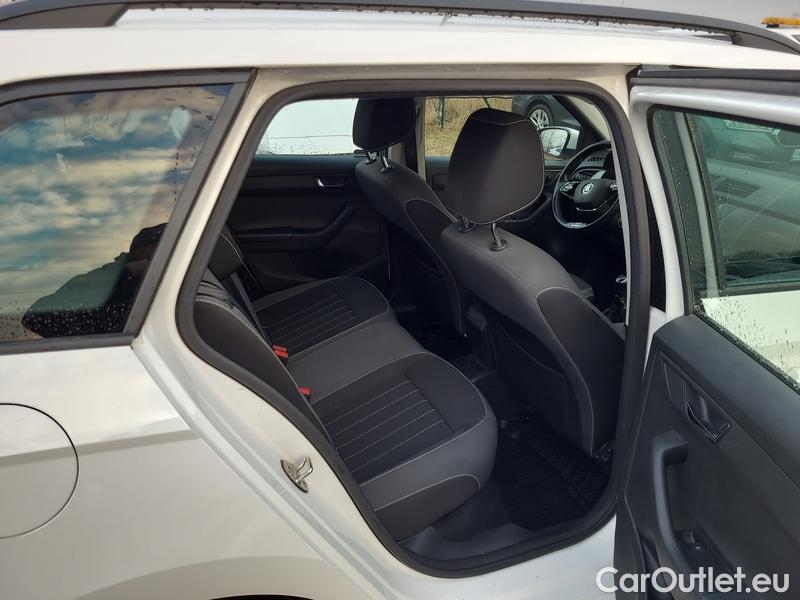  Skoda  Fabia  Combi (2015)  Com.1.0TSI 70 Style #26