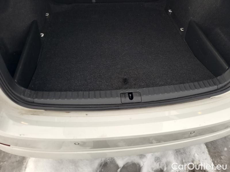  Skoda  Octavia  Combi (NX3)(2020) Oct.C.2.0 TDI 110 Ambition #15