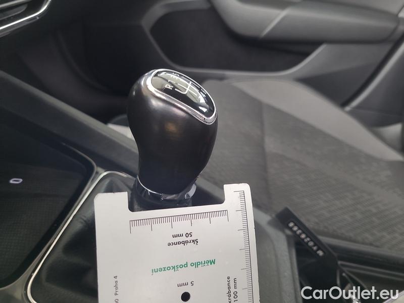  Skoda  Octavia  Combi (NX3)(2020) Oct.Combi 1.5TSI 110 Style #8