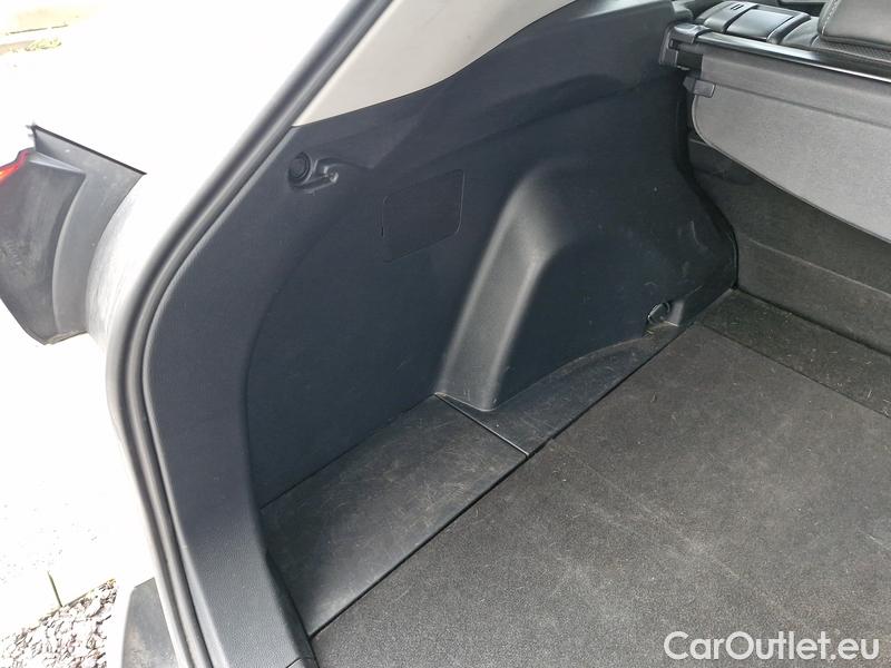  Toyota  RAV4  2019  2.5 Hyb Executive 4WD AT #19