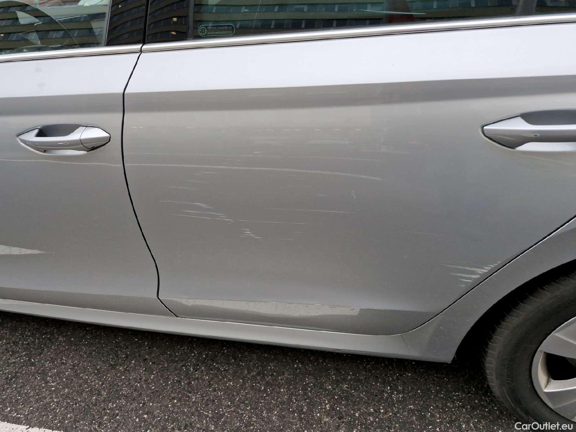  Skoda  Octavia  Combi (NX3)(2020) Oct.Combi 1.5TSI 110 Style #17